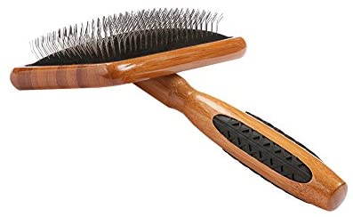 Bass Slicker Brush